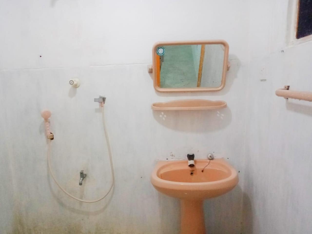 Arachchi Guest House มิริสซา ภายนอก รูปภาพ