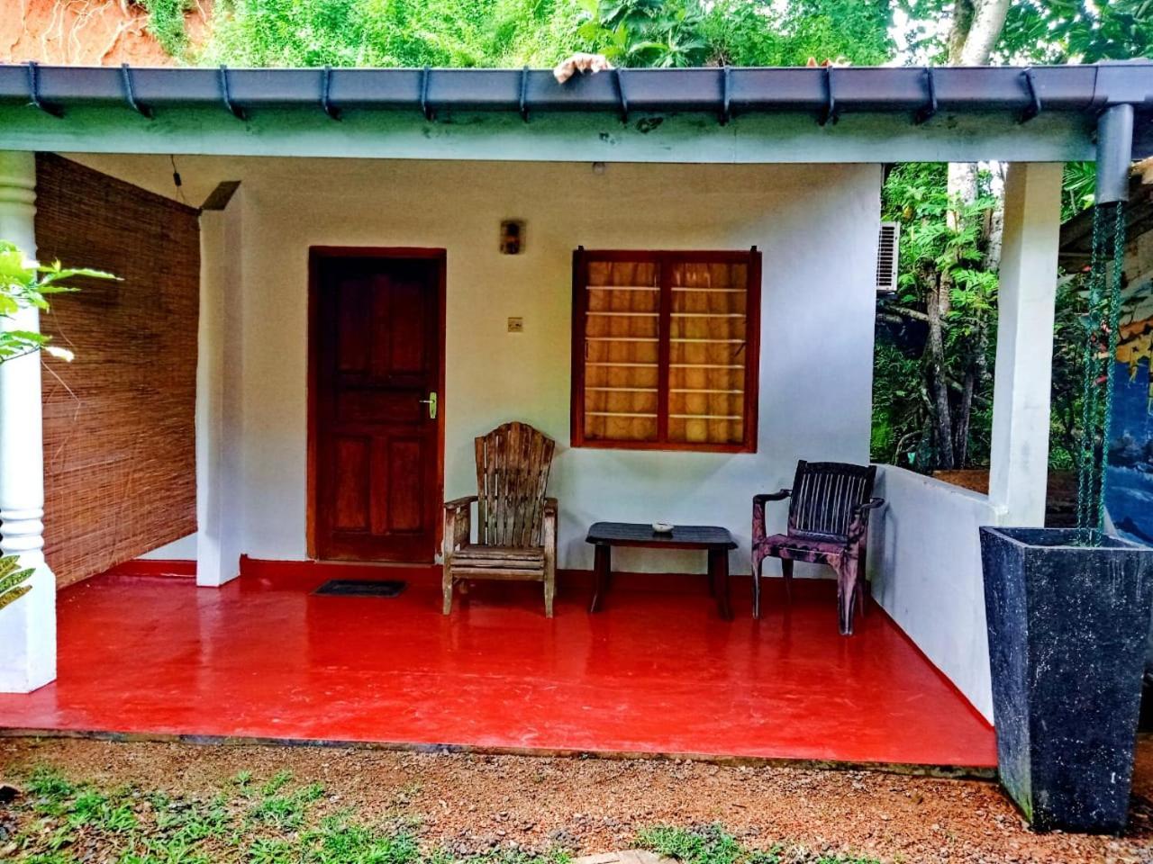 Arachchi Guest House มิริสซา ภายนอก รูปภาพ